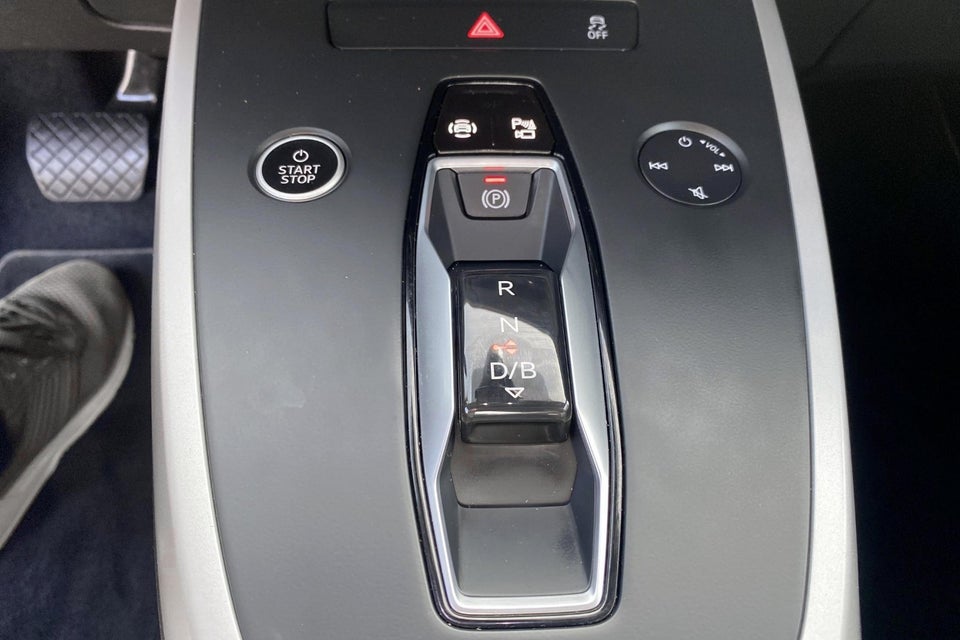 Audi Q4 e-tron 40 Advanced 5d