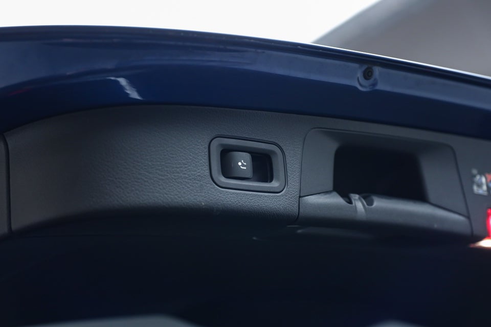 Mercedes EQA350 AMG Line Premium 4Matic 5d