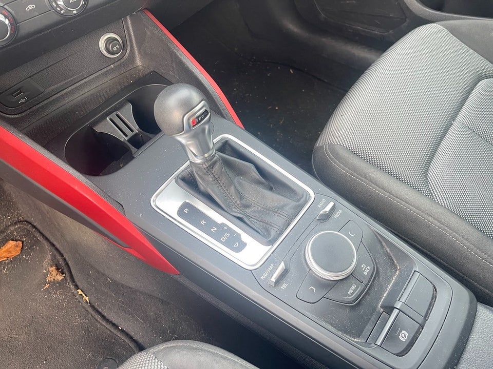 Audi Q2 1,6 TDi 116 S-tr. 5d