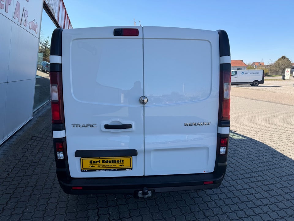 Renault Trafic T29 2,0 dCi 120 L2H1