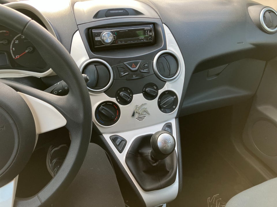 Ford Ka 1,2 Titanium 3d