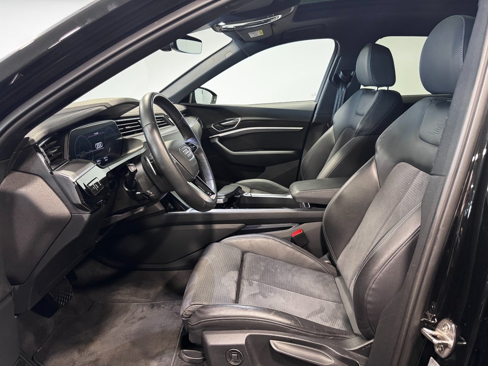 Audi e-tron 55 S-line quattro 5d