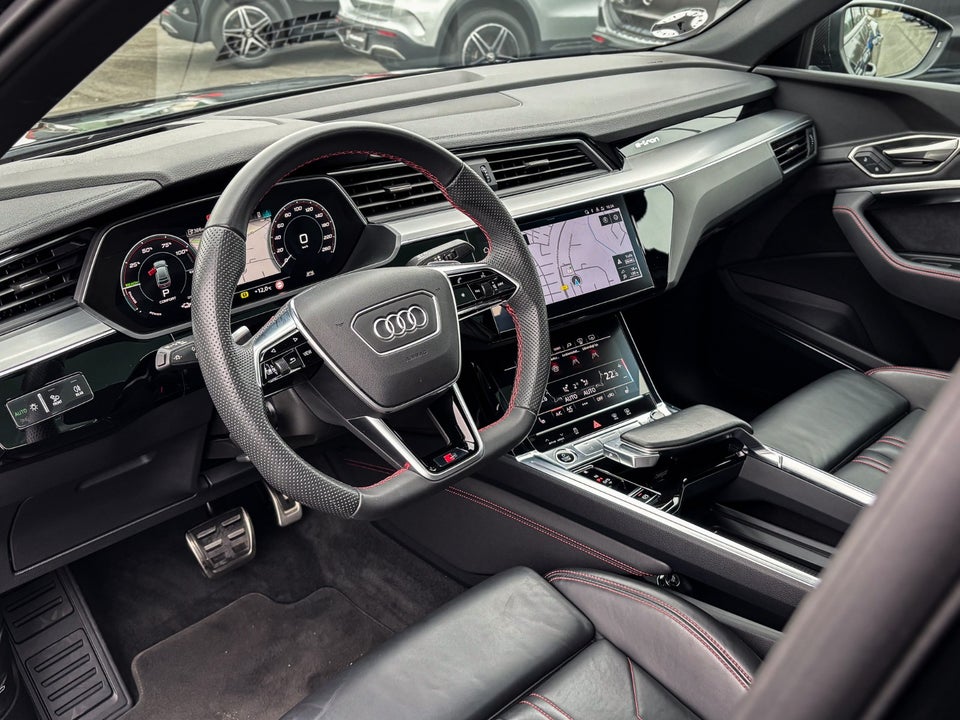 Audi Q8 e-tron 55 S-line Sportback quattro 5d