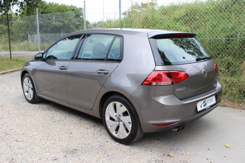 VW Golf VII 1,4 TSi 122 BMT 5d