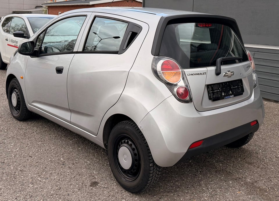 Chevrolet Spark 1,0 LA 5d