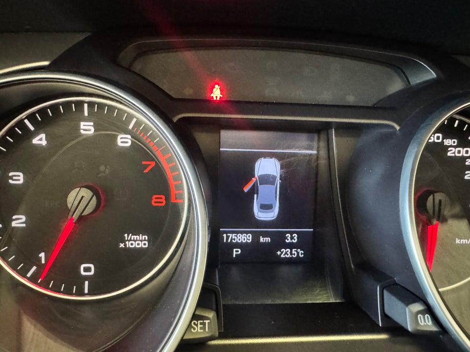 Audi A5 2,0 TFSi 211 Cabriolet quattro S-tr. 2d