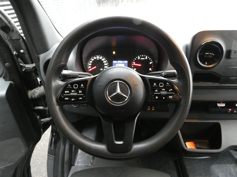 Mercedes Sprinter 316 2,2 CDi A3 Chassis aut. RWD 2d