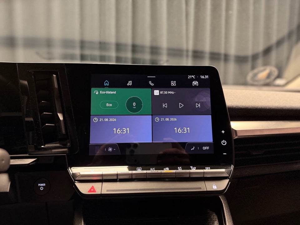 Renault Megane E-Tech 60 Equilibre 5d