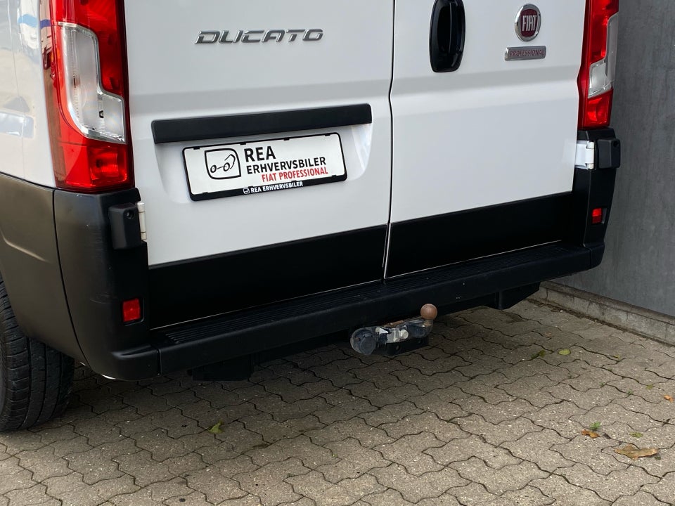 Fiat Ducato 35 2,2 MJT 140 Kassevogn L3H2 aut.