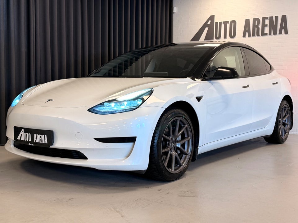 Tesla Model 3 Standard Range+ RWD 4d