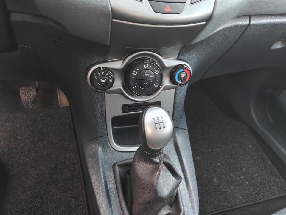 Ford Fiesta 1,25 60 Ambiente 3d