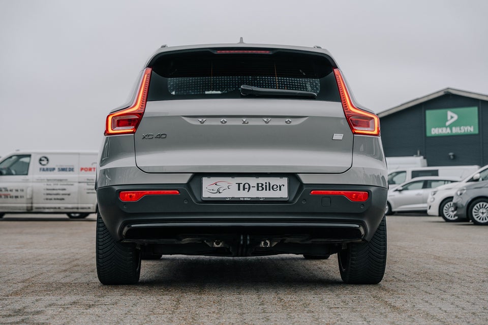 Volvo EX40 Extended Range Core 5d