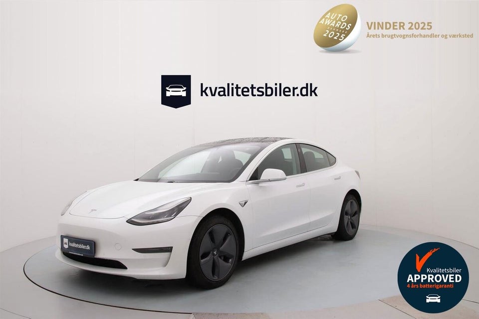 Tesla Model 3 Long Range AWD 4d