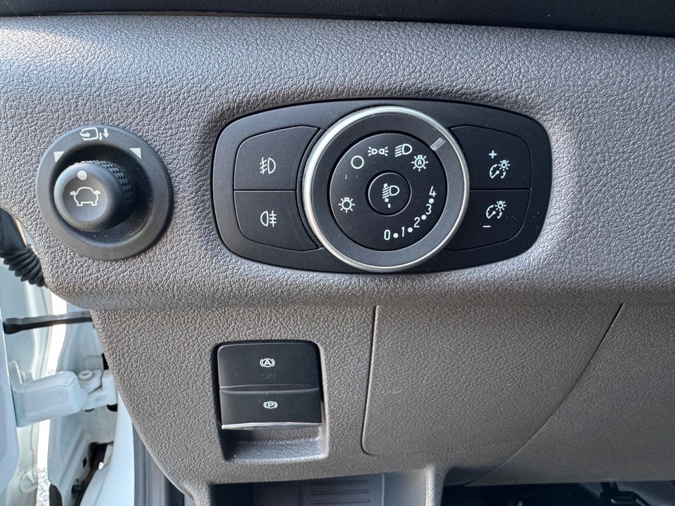 Ford E-Transit 350 L3 Van 68 Trend H2 RWD