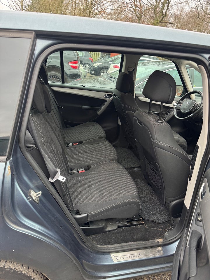Citroën Grand C4 Picasso 1,8 16V Prestige 7prs 5d