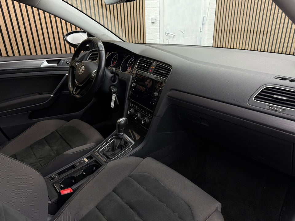 VW Golf VII 1,6 TDi 115 Comfortline Variant DSG 5d