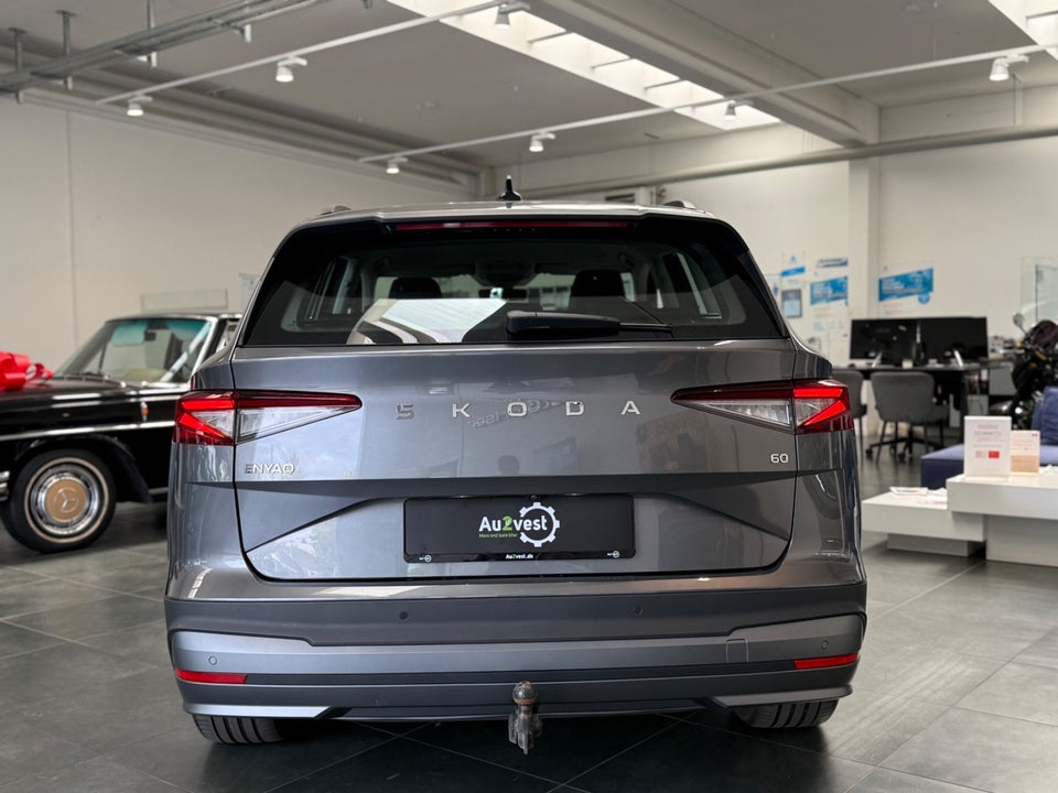 Skoda Enyaq 60 iV Loft 5d