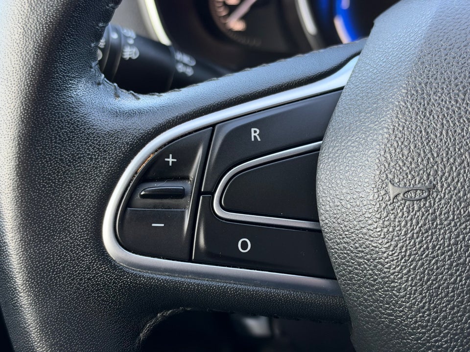 Renault Megane IV 1,2 TCe 100 Zen 5d