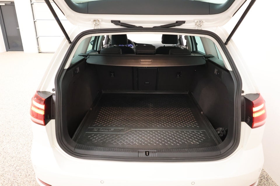 VW Golf VII 1,4 TSi 150 Highline Variant DSG 5d