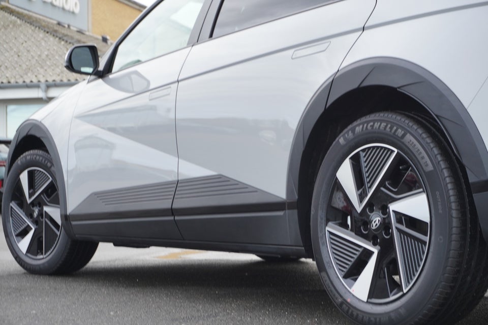 Hyundai Ioniq 5 63 Essential 5d