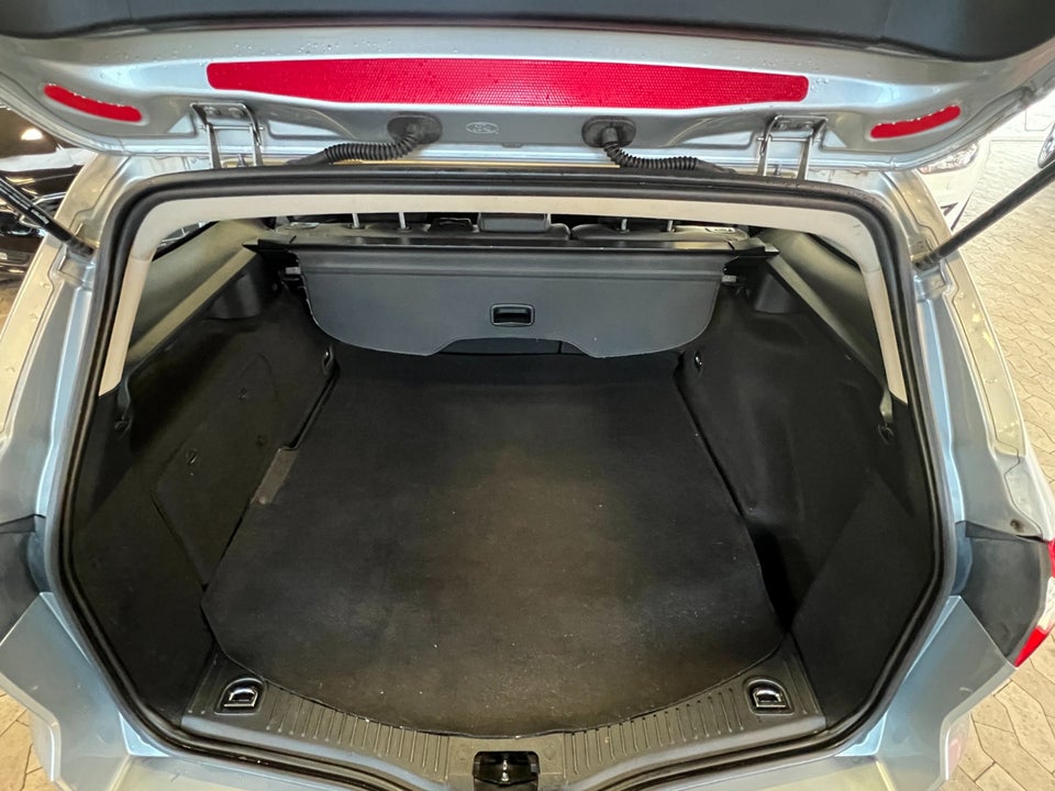 Ford Mondeo 2,5 20V Turbo Titanium stc. 5d