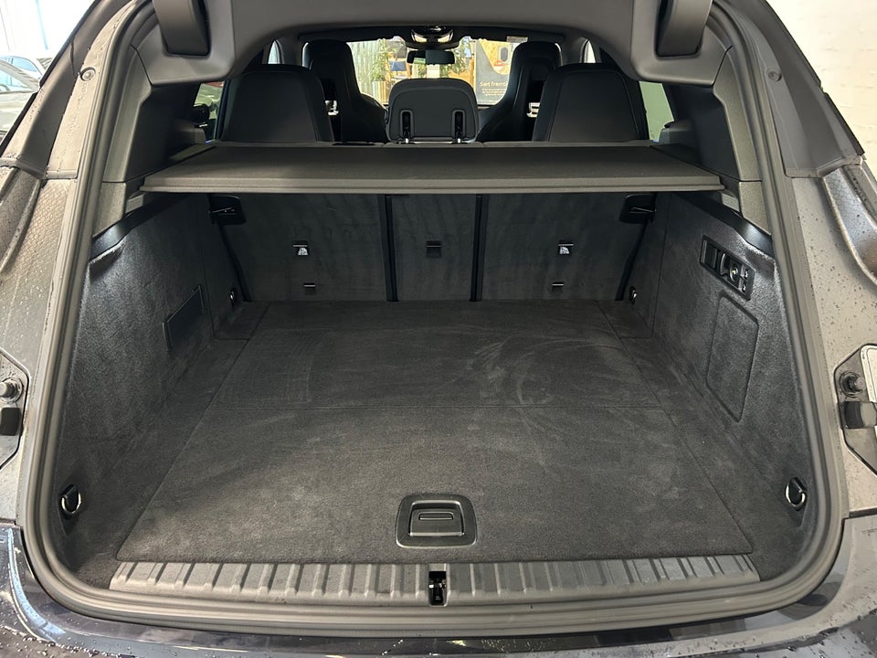 BMW iX xDrive45 Fully Charged 5d