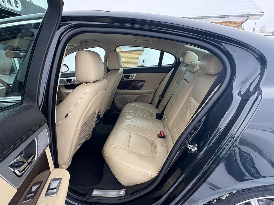 Jaguar XF 3,0 D V6 S Luxury aut. 4d