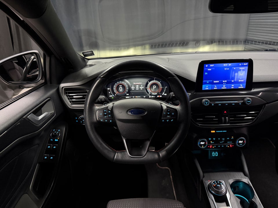 Ford Focus 1,5 EcoBlue ST-Line stc. aut. 5d