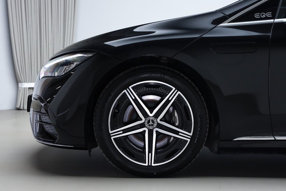 Mercedes EQE350 AMG Line 4d