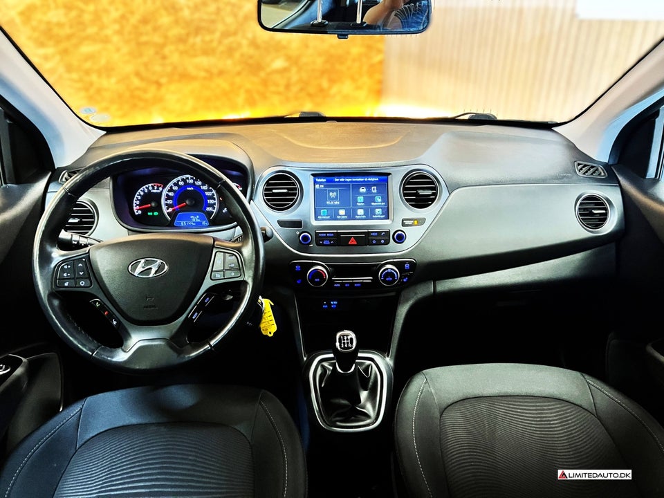 Hyundai i10 1,0 Spring Komfort 5d