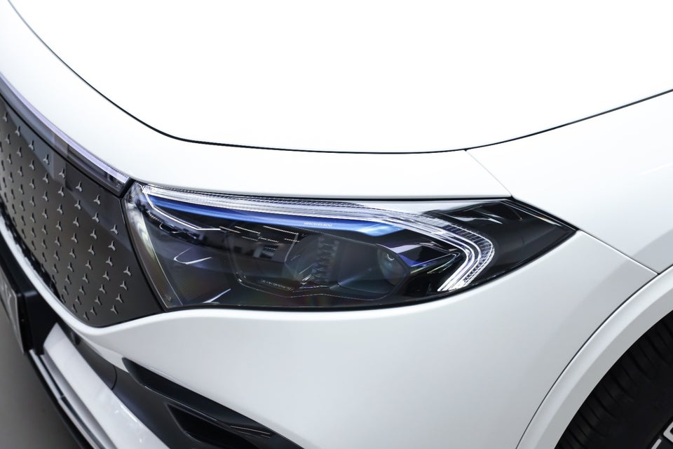 Mercedes EQA250+ AMG Advance 5d