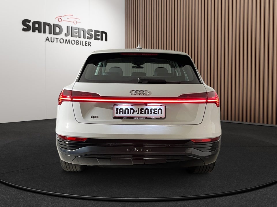 Audi Q8 e-tron 50 Advanced quattro 5d