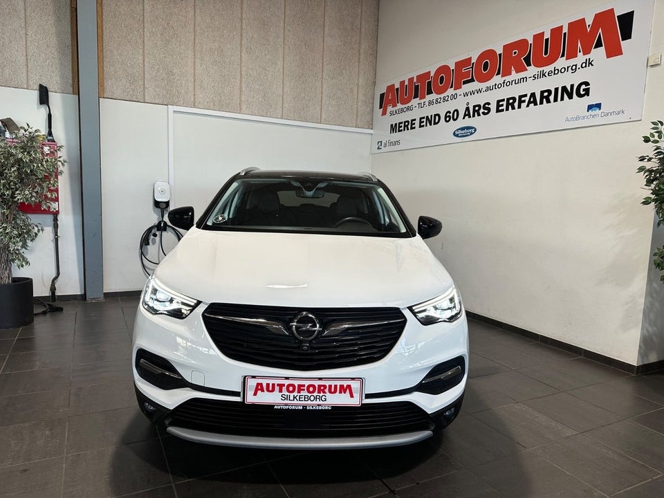 Opel Grandland X 1,6 Hybrid Ultimate aut. 5d