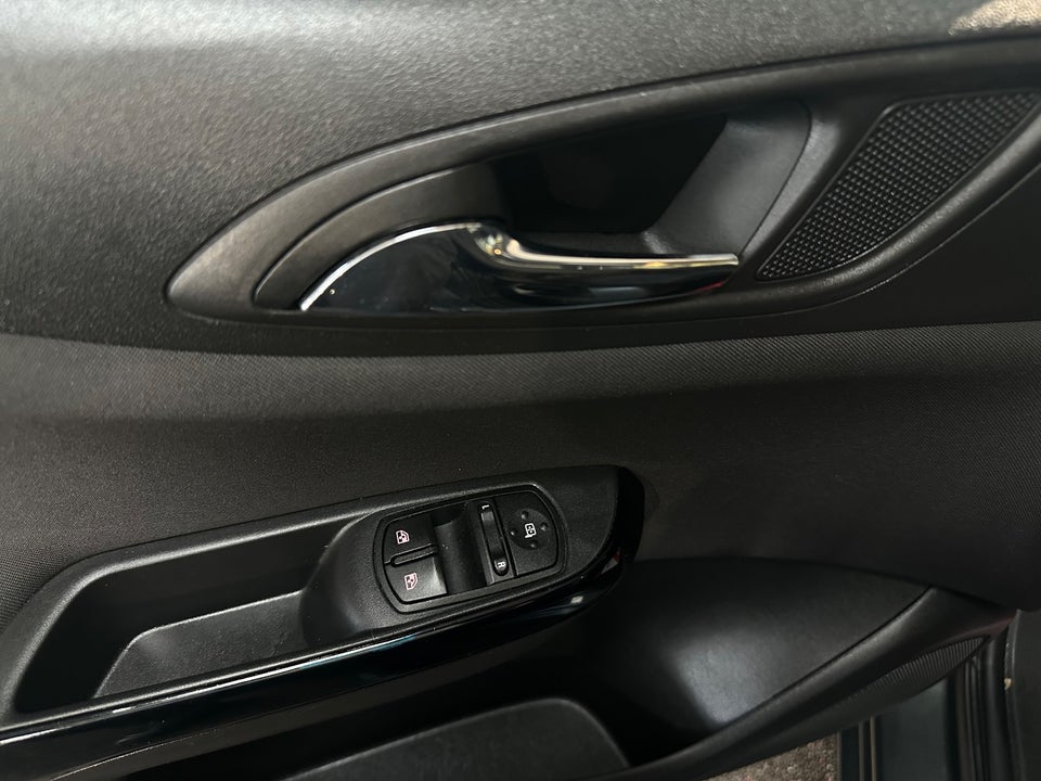 Opel Corsa 1,4 16V Enjoy 5d