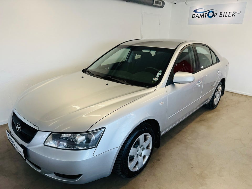 Hyundai Sonata 2,0 CRDi GL 4d