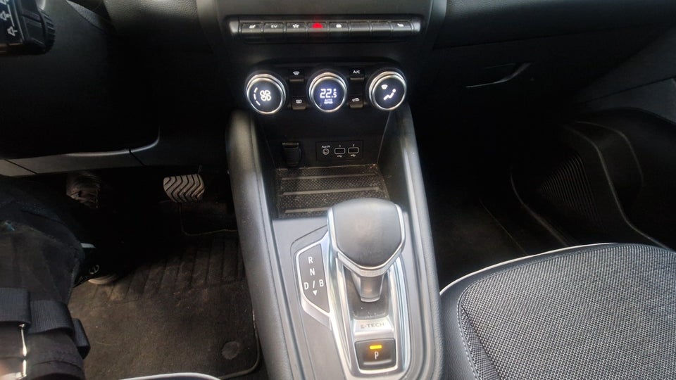 Renault Captur 1,6 E-Tech Intens 5d