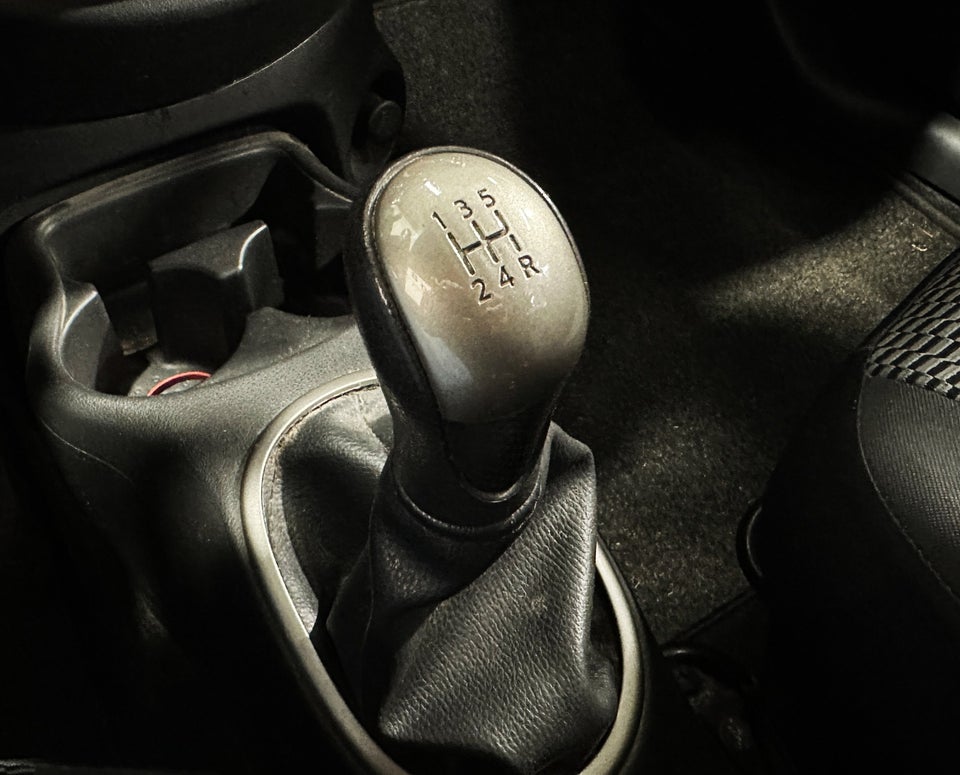 Nissan Micra 1,2 Tekna 5d