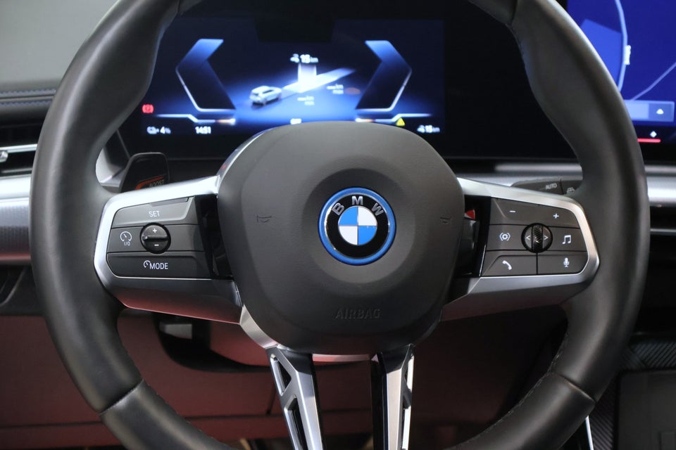 BMW iX1 eDrive20 M-Sport 5d