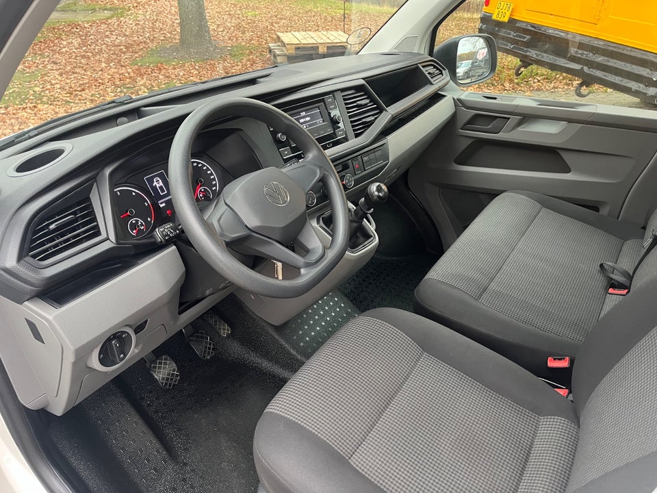 VW Transporter 2,0 TDi 110 Ladvogn lang