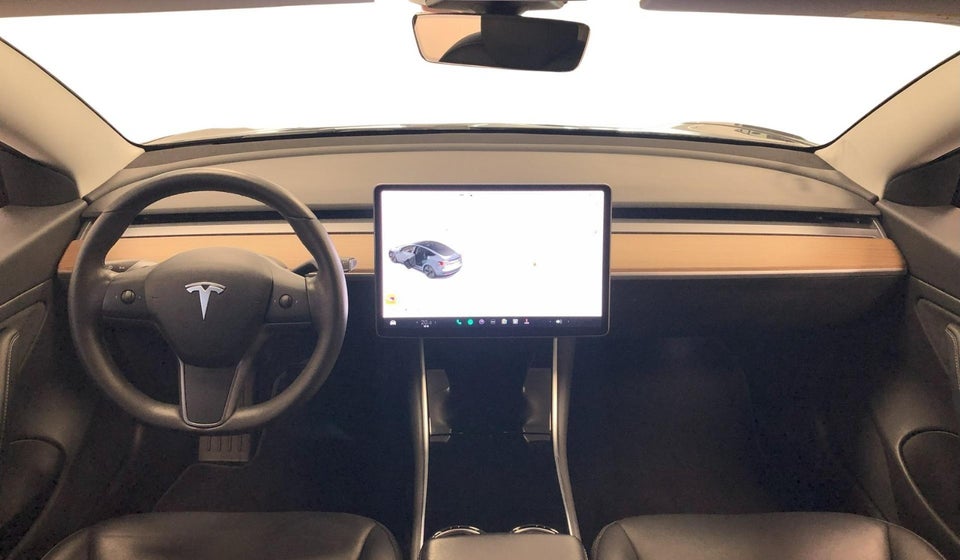 Tesla Model 3 Long Range AWD 4d