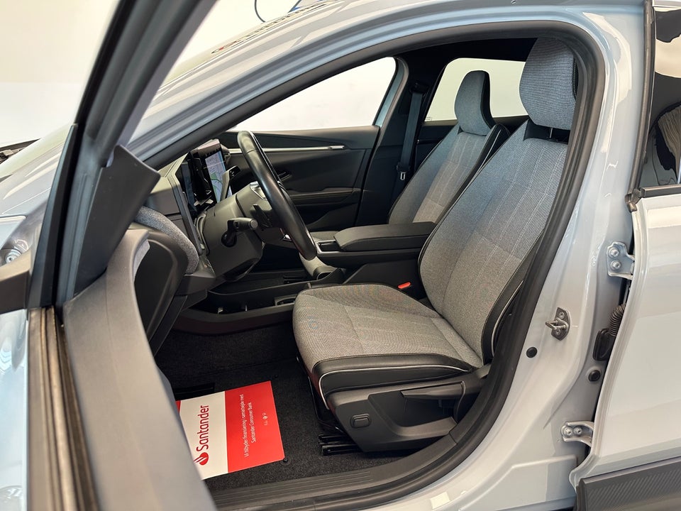 Renault Megane E-Tech 60 Techno 5d