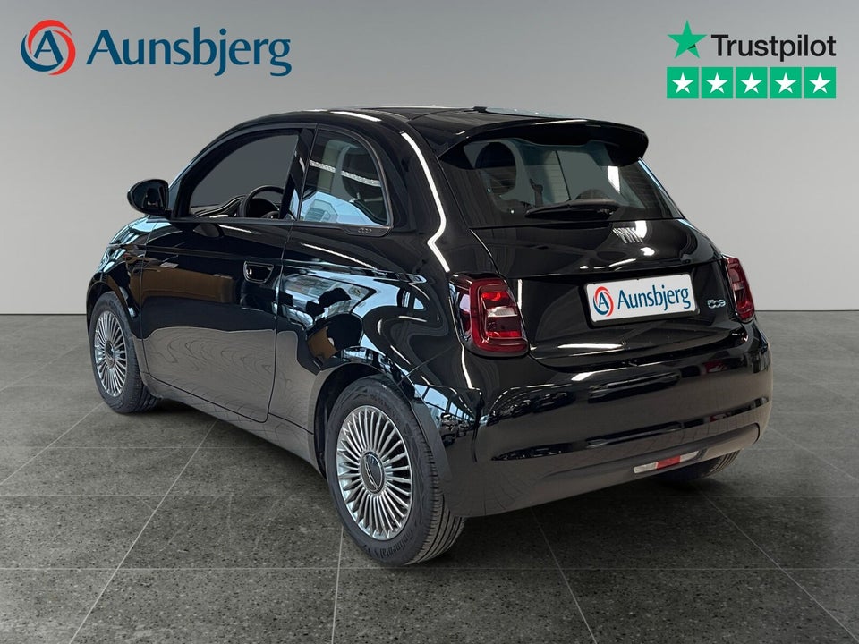 Fiat 500e 42 Icon 3d