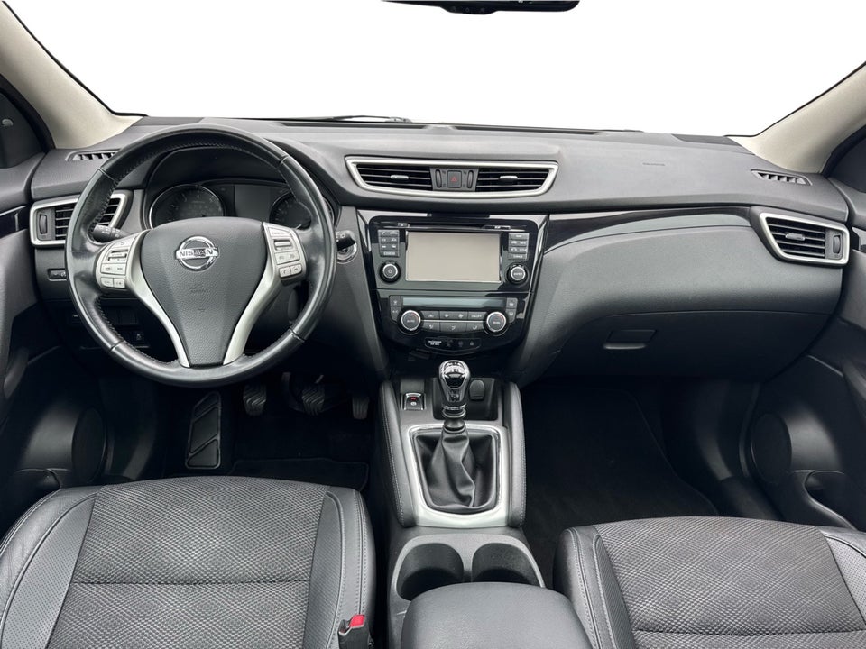 Nissan Qashqai 1,2 Dig-T 115 Tekna 5d