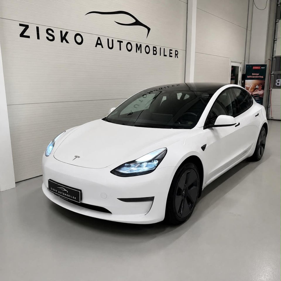 Tesla Model 3 Long Range AWD 4d