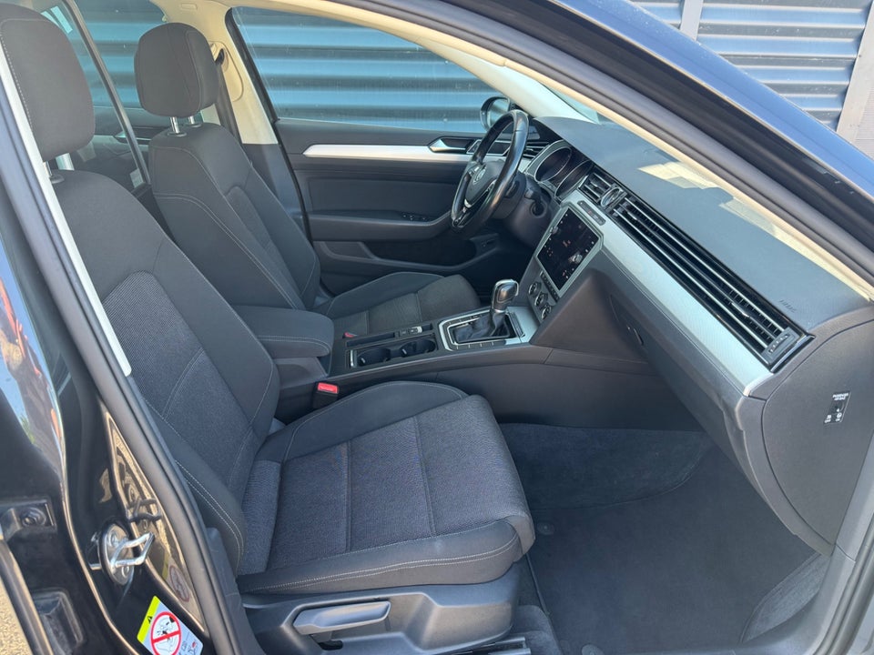 VW Passat 1,6 TDi 120 Comfortline Variant DSG Van 5d