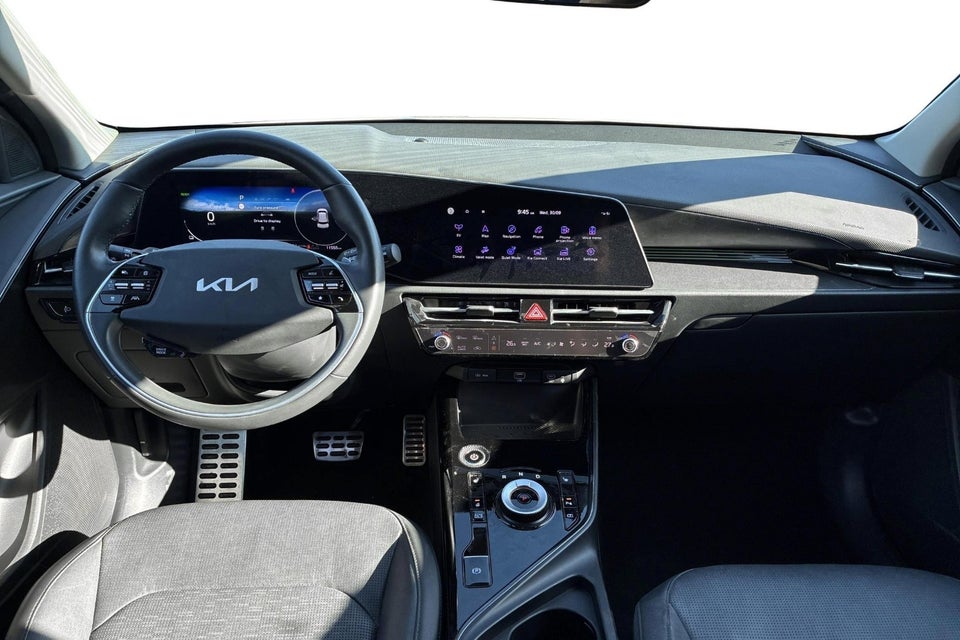 Kia Niro 64 EV Premium 5d