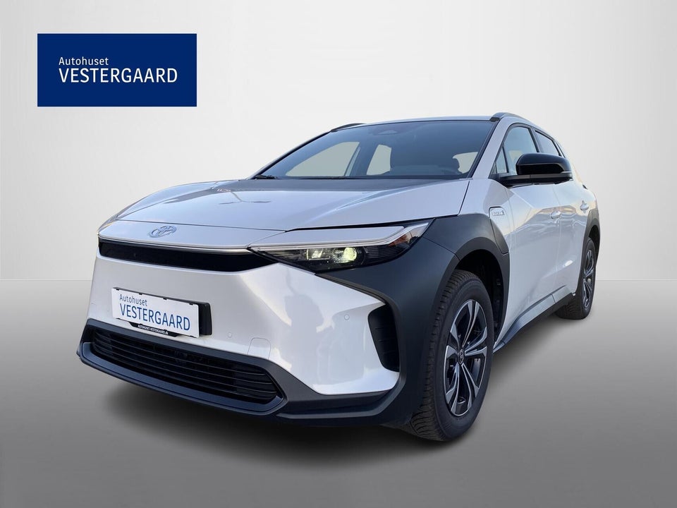 Toyota bZ4X Active 5d