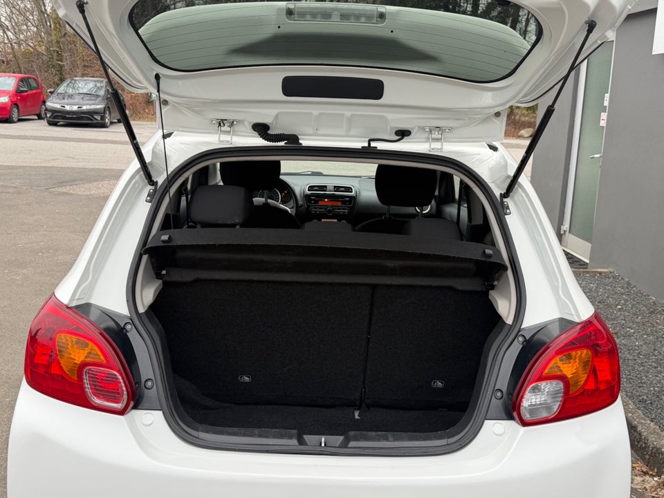 Mitsubishi Space Star 1,2 Intense CVT 5d