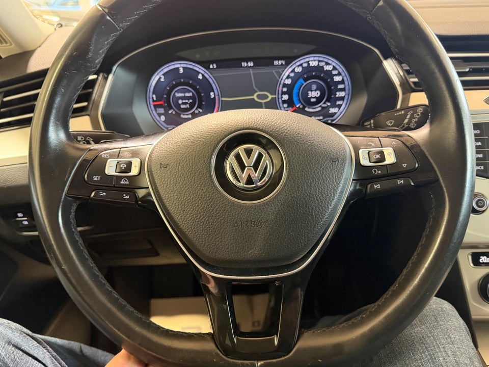 VW Passat 2,0 TDi 150 Highline+ Variant DSG 5d