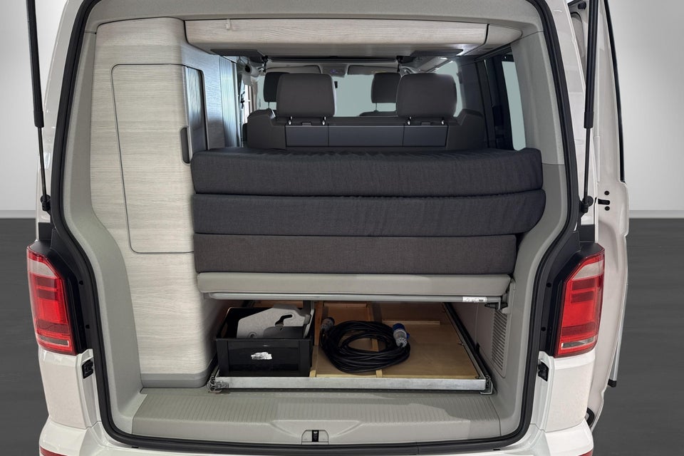 VW California 2,0 TDi 102 Coast 4d